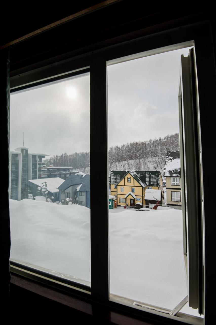 Absolute Niseko Lodge Hirafu Luaran gambar