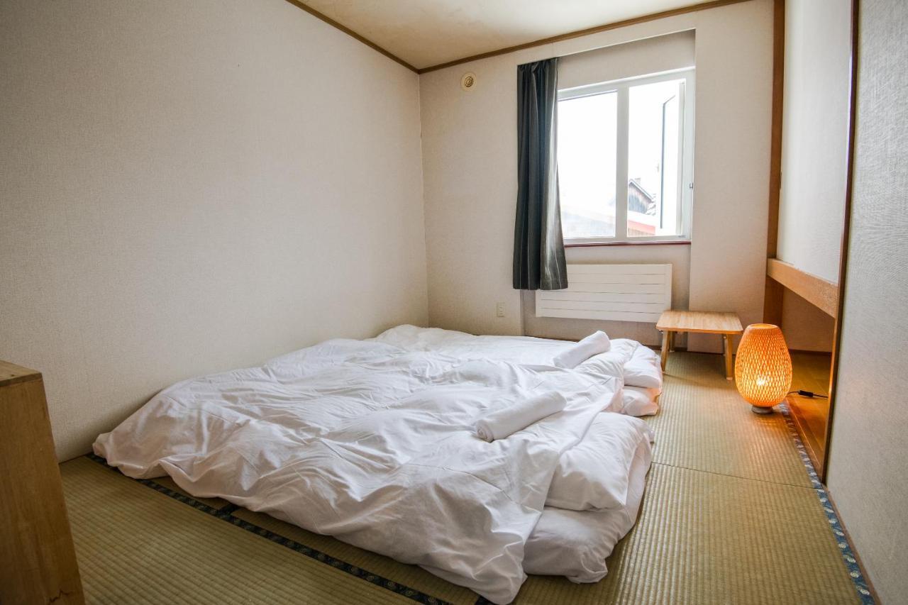 Absolute Niseko Lodge Hirafu Luaran gambar